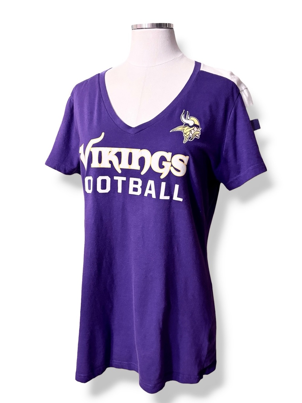 MAJESTIC Minnesota Vikings V Neck Short Sleeve Tee Size XL